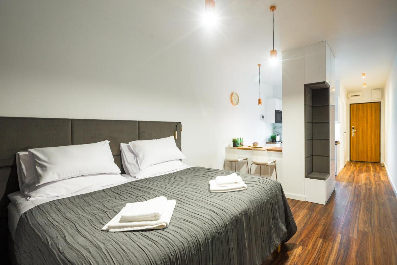 Sky Apartments Познань Екстер'єр фото