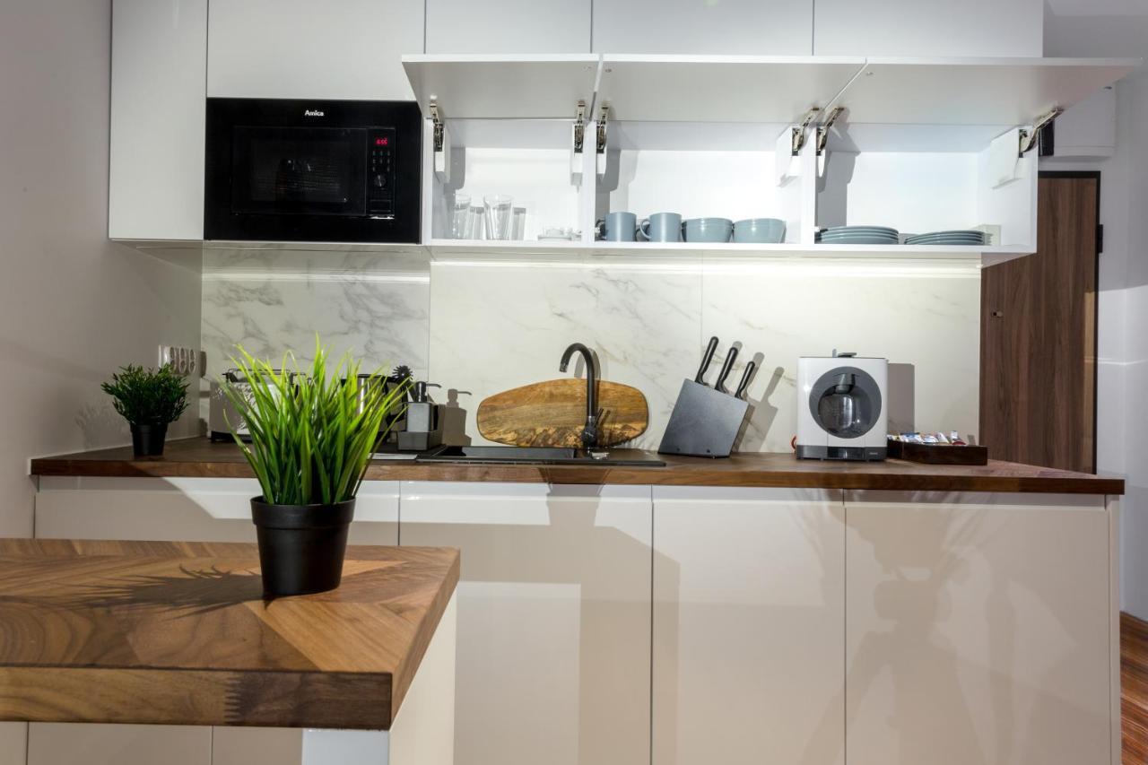 Sky Apartments Познань Екстер'єр фото