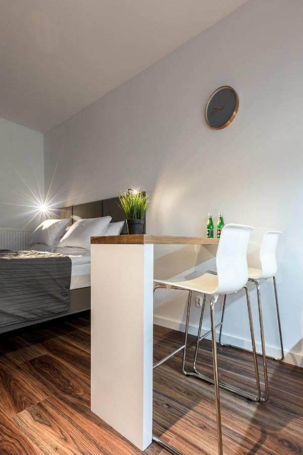 Sky Apartments Познань Екстер'єр фото